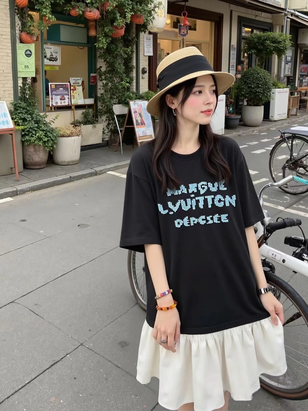 Louis Vuitton/Louis Vuitton Blue embroidered letter short sleeves